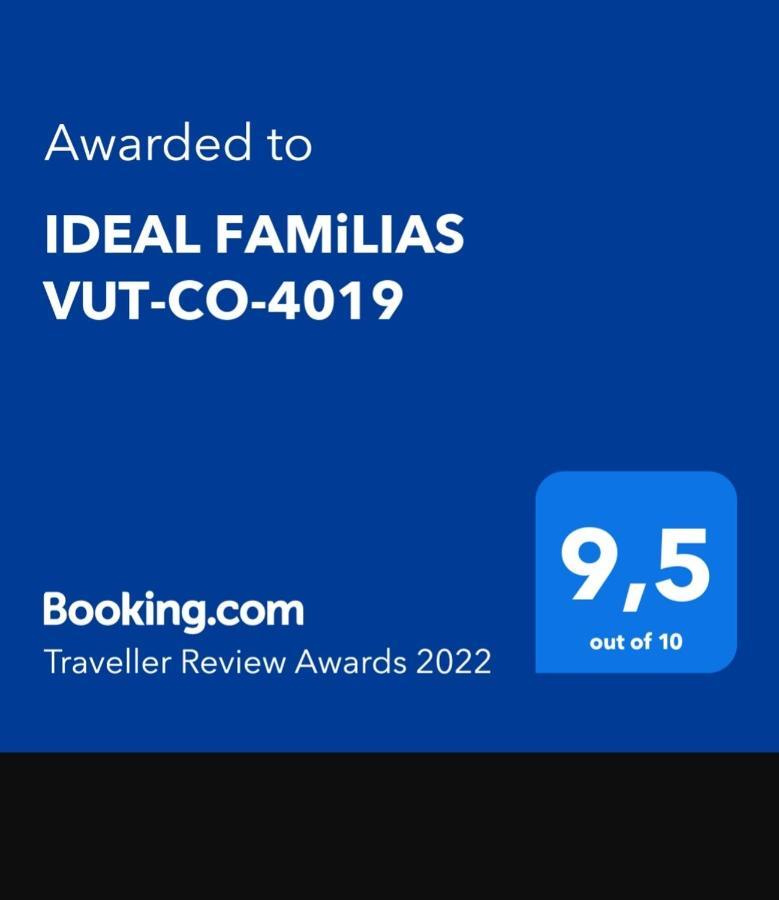 Ideal Familias Vut-Co-4019 Santiago de Compostela Bagian luar foto
